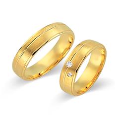 Unique Trouwringen 8 Karaat Geelgoud 2 Diamanten