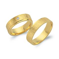Unique Trouwringen 8 Karaat Geelgoud Met Diamant