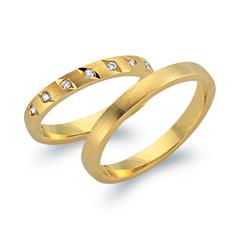 Unique Trouwringen 8 Karaat Geelgoud 7 Diamanten