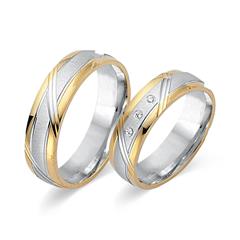Unique Trouwringen 8 Karaat Geel Witgoud 3 Diamanten