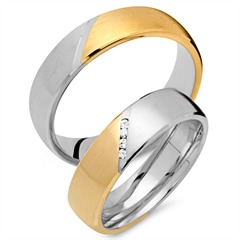 Unique Trouwringen 8 Karaat Geel Witgoud 4 Diamanten