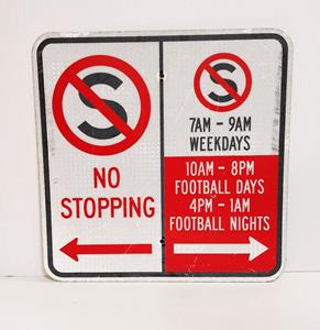 Fiftiesstore No Stopping Football Days AM Verkeersbord - Origineel - 46 x 46cm (2)