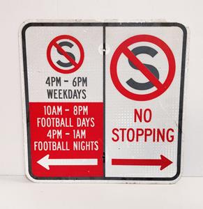 Fiftiesstore No Stopping Football Days PM Verkeersbord - Origineel - 46 x 46cm