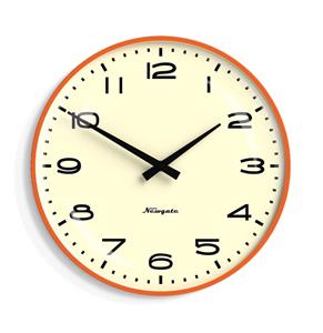 Fiftiesstore Newgate Radio City Wall Clock in Pumpkin Oranje