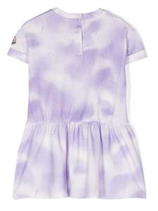 Moncler Enfant logo-print tie-dye dress - Paars