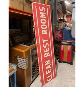 Fiftiesstore Clean Rest Rooms Groot Origineel Bord - 213 x 61cm