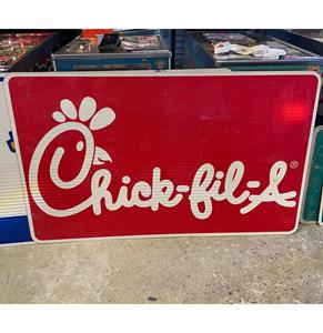 Fiftiesstore Chick-Fil-A Verkeersbord - 154 x 92cm - Origineel