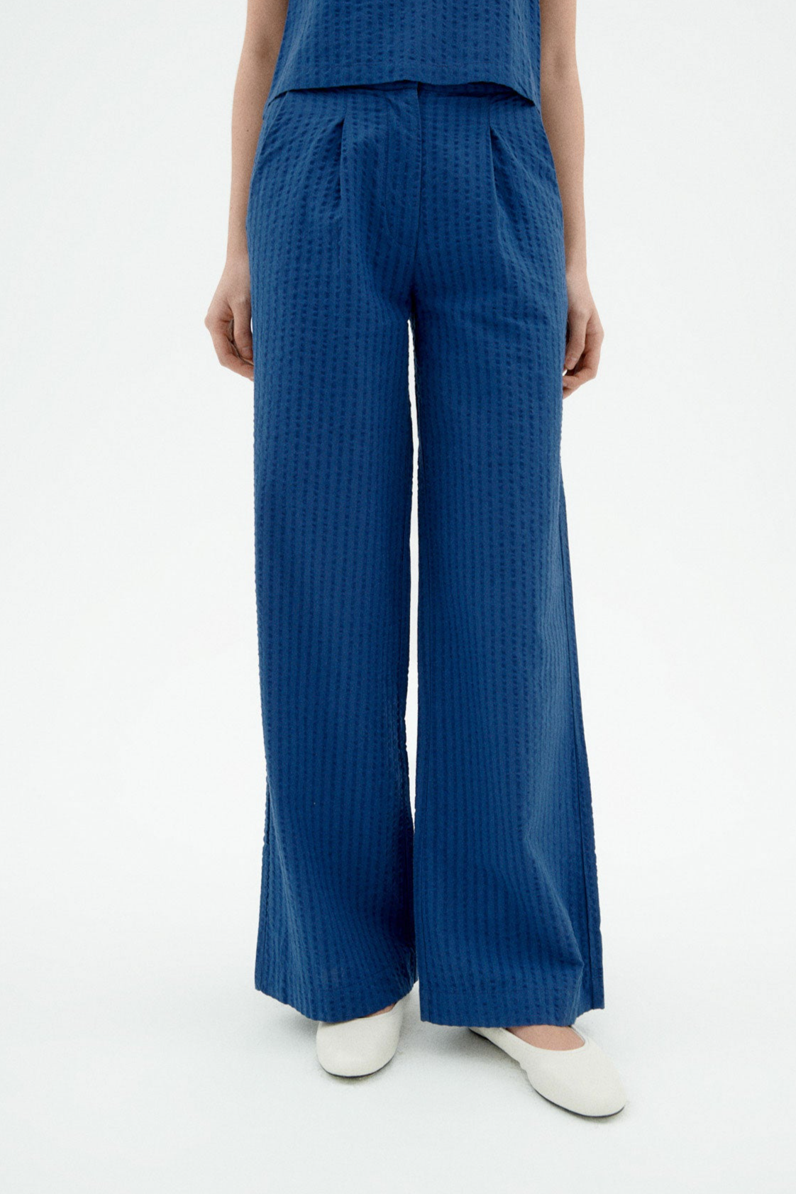 Thinking mu Damen vegan Hose Seersucker Manolita Blau