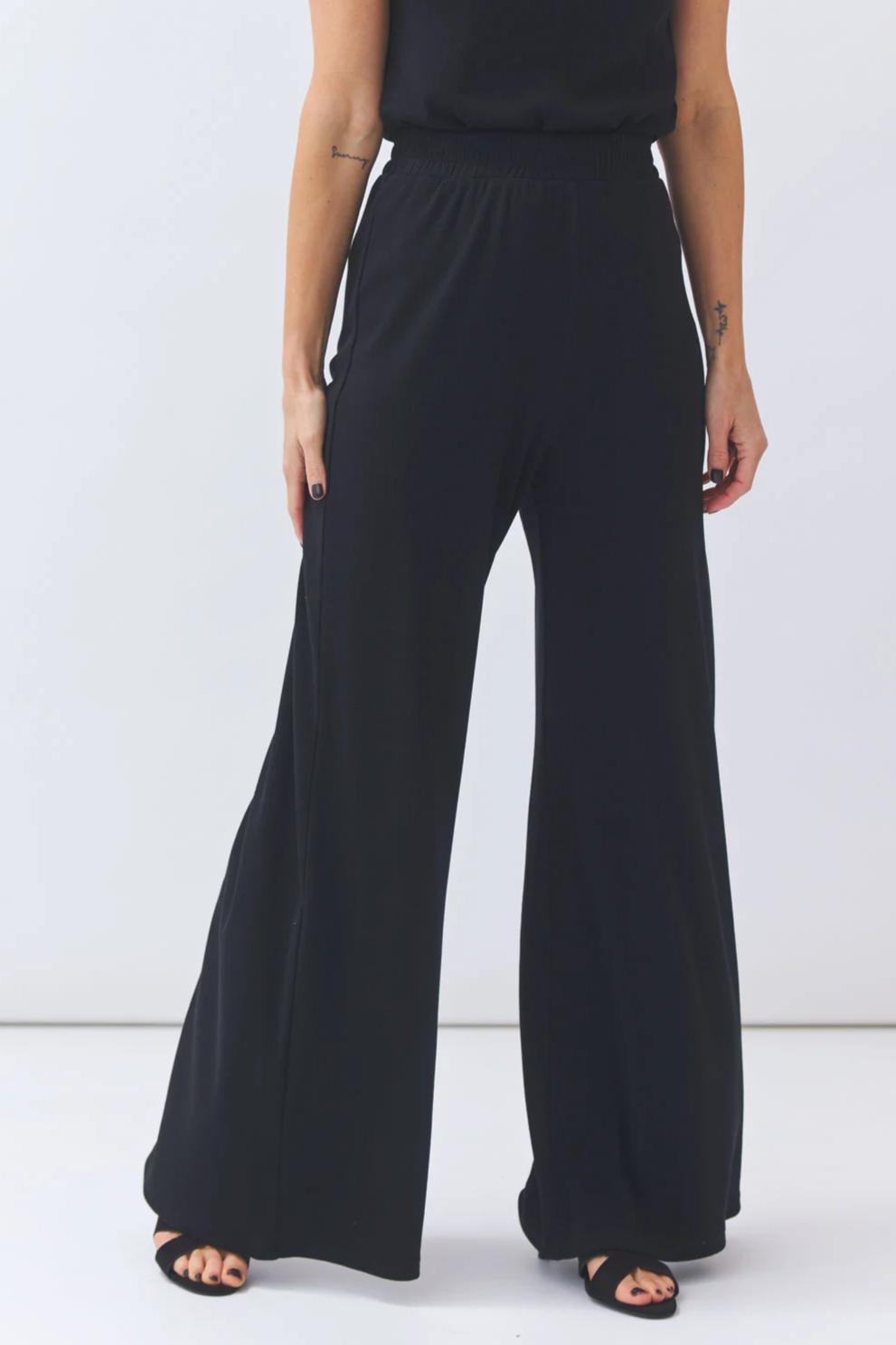 BaÃ¬ge the Label Damen vegan Hose Weites Bein Bessy Schwarz