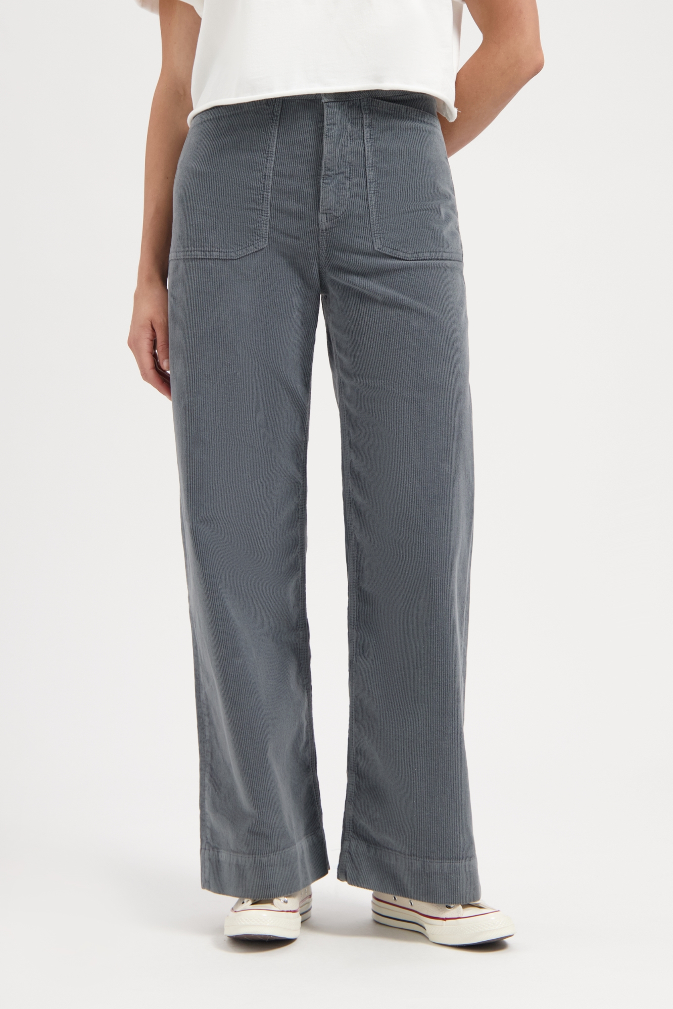 Kuyichi Damen vegan Hose Corduroy Farrah Worker Cloud Blue