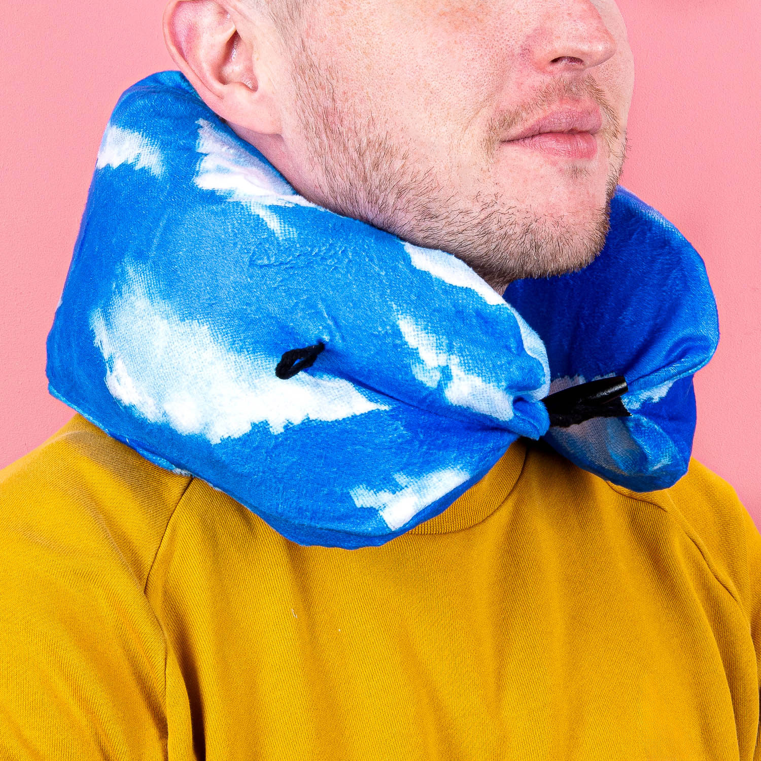 Kikkerland Wolken opblaasbaar nekkussen