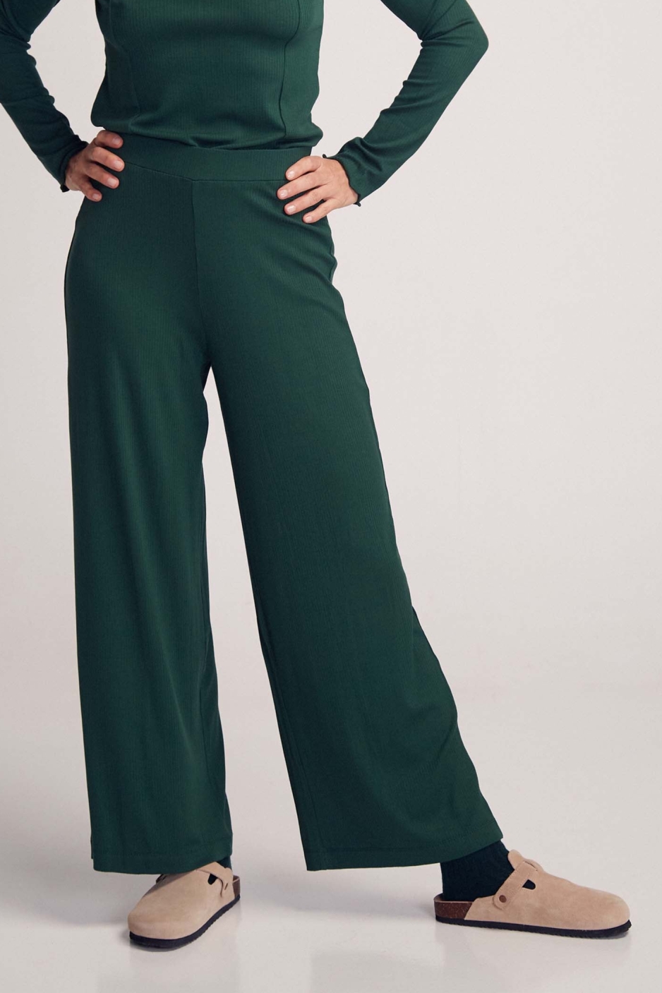 SUITE13LAB Damen vegan Hose Llana Grün