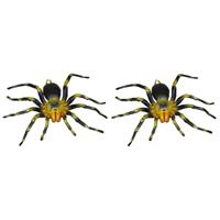 2x Kunststof zwart/gele tarantula spinnen 16 cm speelgoed Zwart