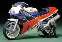 tamiya Honda VFR 750R 1987