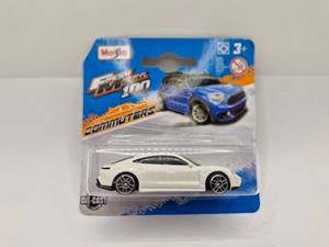 Maisto Porsche Taycan Turbo S