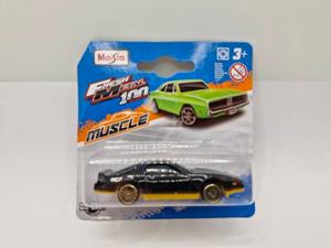Brinic Modelcars Maisto Pontiac Firebird 1982