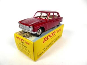 Dinky Toys Peugeot 204 Berline