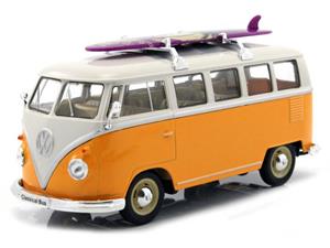 Brinic Modelcars Welly Volkswagen T1 bus met surfboard - 1962