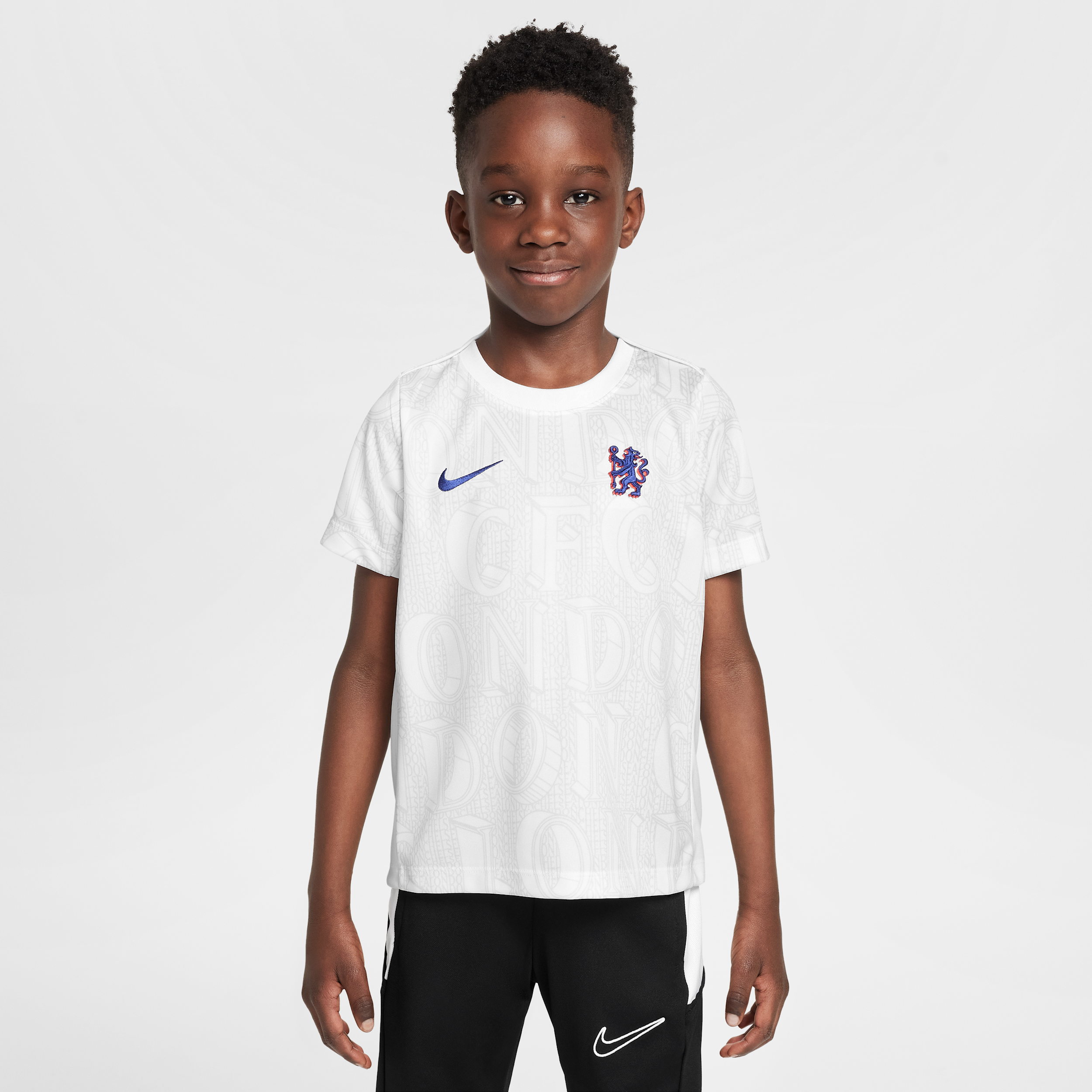 Nike Chelsea FC Academy Pro  Dri-FIT voetbaltop met korte mouwen voor kleuters - Wit
