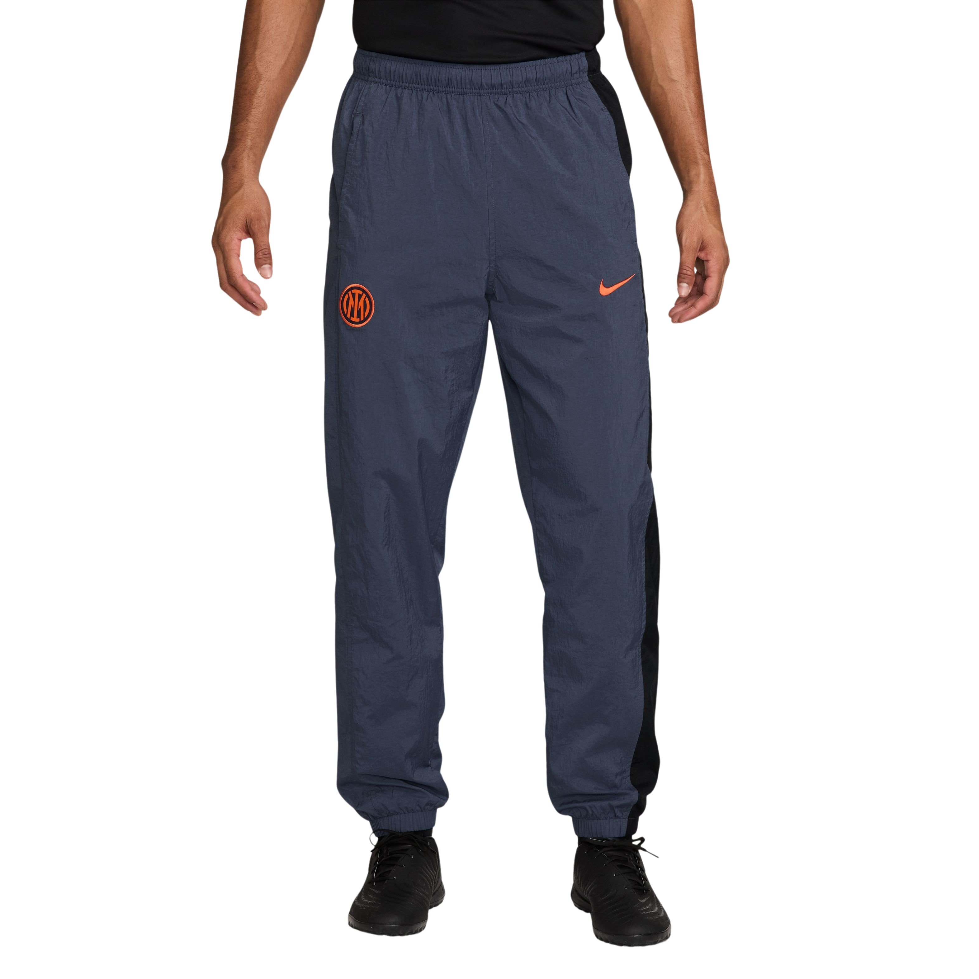 Inter Milan Total 90 Trainingsbroek Woven 2025-2026 Donkerblauw Zwart Oranje