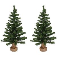 Bellatio 2x Kleine kerstbomen in jute zak inclusief verlichting 75 cm Groen