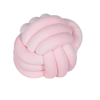 Beliani Sierkussen roze 30 x 30 cm MALNI