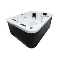 Home Deluxe Whirlpool buiten WIT MARBLE PURE - 210 x 160 cm voor 3 personen