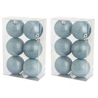Cosy & Trendy 18x stuks kunststof glitter kerstballen ijsblauw 8 cm -