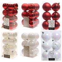 Decoris Kerstversiering kunststof kerstballen mix rood/parelmoer wit 4-6-8 cm pakket van 68x stuks -