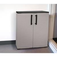 Mehrzweck oder interne Mehrzweckkabinett, niedriger Kleiderschrank mit 2 Türen und 3 Polypropylen Regalen, 100% Made in Italy, 68x37h84 cm, graue