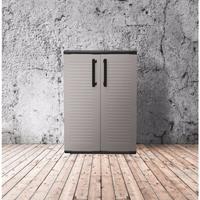 Mehrzweck Außen oder Innenschrank, niedriger Kleiderschrank mit 2 Türen und 1 Polypropylen Regal, 100% Made in Italy, 68x37h84 cm, graue Farbe - 