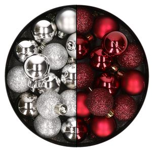 Bellatio 28x stuks kleine kunststof kerstballen bordeaux rood en zilver 3 cm -