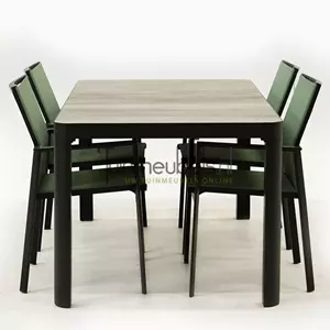 Lesli Living Tuinset Delia amandel met Castilla 160cm tafel