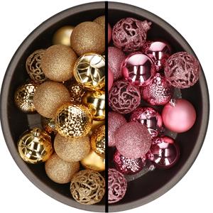 Kunststof kerstballen 74x stuks goud en roze 6 cm -