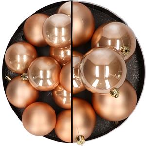 18x stuks kunststof kerstballen lichtbruin 6 en 8 cm -