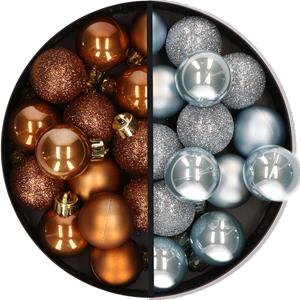 28x stuks kleine kunststof kerstballen lichtblauw en bruin 3 cm -