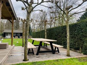Industrielemeubelshop Douglas tuintafel Lauren met stalen A poten