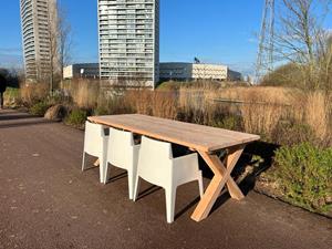 Industrielemeubelshop Tuintafel Roef douglashout met X poten