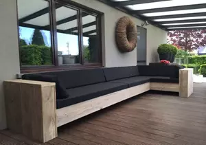 Industrielemeubelshop Steigerhouten loungeset Broes met blok armleuningen