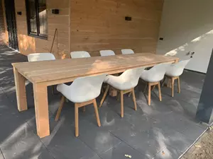 Industrielemeubelshop Tuintafel Julot douglashout met blokpoten