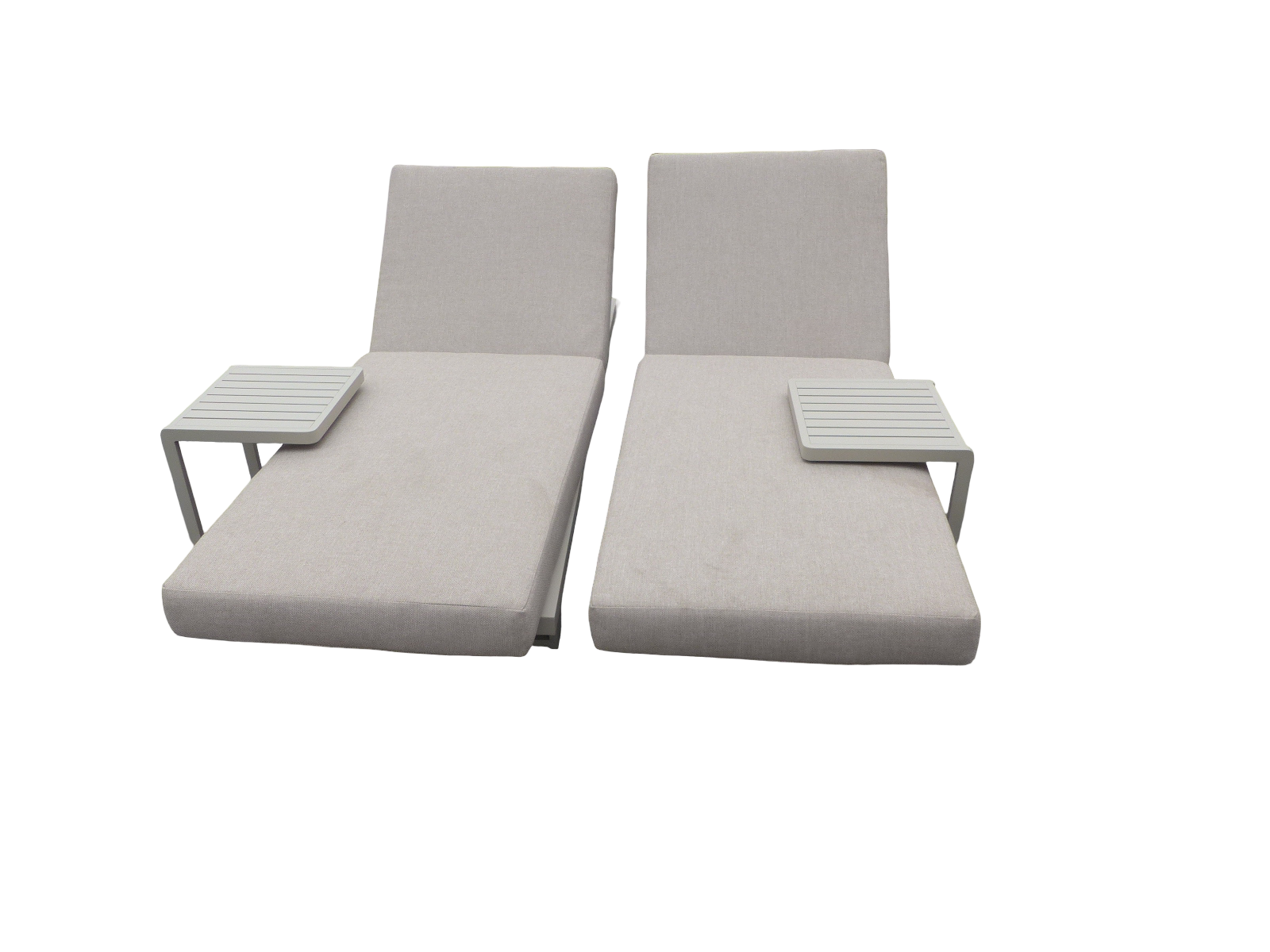 Yoi Set van 2 Kazoku loungers alu salix/flax beige en 2 Hokan side tables - 