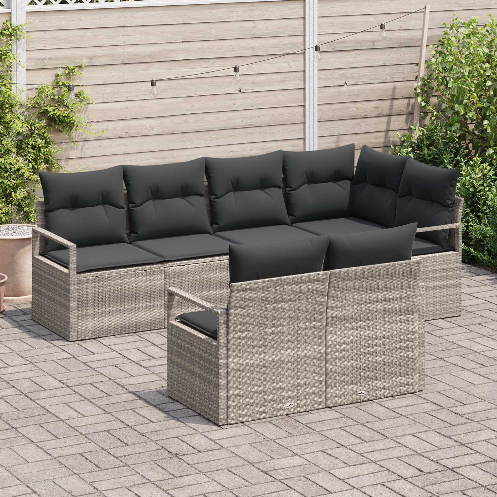 vidaXL 7-delige tuinset met kussens in lichtgrijs van poly rattan