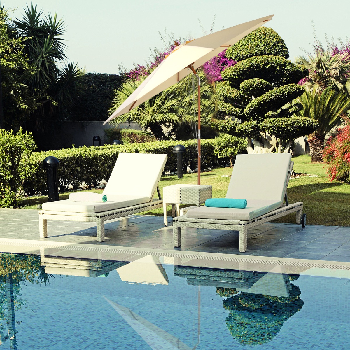 Costway 300 cm Buiten Patio Parasol Houten Frame Markt Parasol met 8 Baleinen Ventilatie en Kantel Aanpassing Waterdicht Patio Parasol