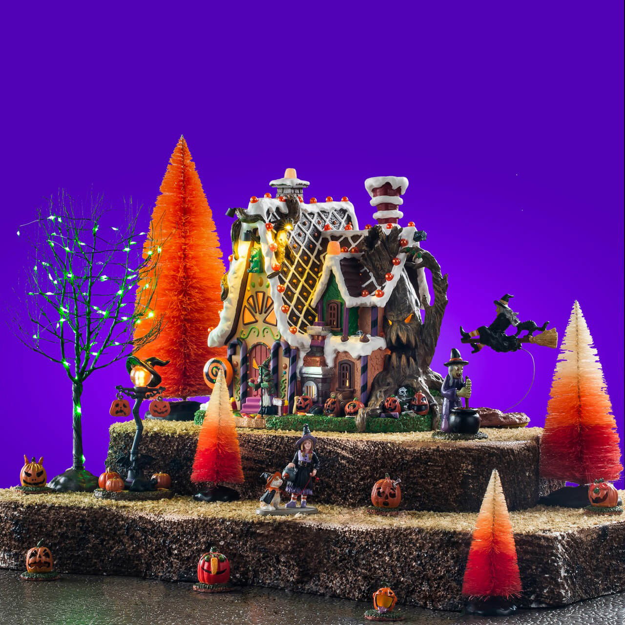 Lemax Halloweenminiatuur The Candy Witch Cottage Kit 18x52x27 cm - 