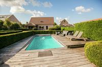 belvilla Prachtige villa met verwarmd zwembad met jetstream, in het dorpje Aartrijke