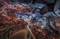 BBI-Travel The Lava Tunnel