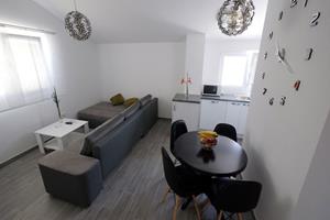 Belvilla Apartments Maza - One Bedroom Apartment (Antonio)