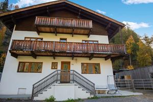 Belvilla Charmant vakantiehuis in het Ötztal met skischoenverwarming