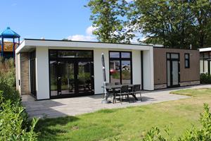 EenVakantieHuisje.nl Moderne 4 persoons vakantiewoning de Luxe op vakantiepark de Rhederlaagse Meren - Lathum