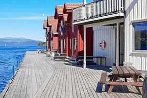 Belvilla 7 persoons vakantie huis in Sjernarøy